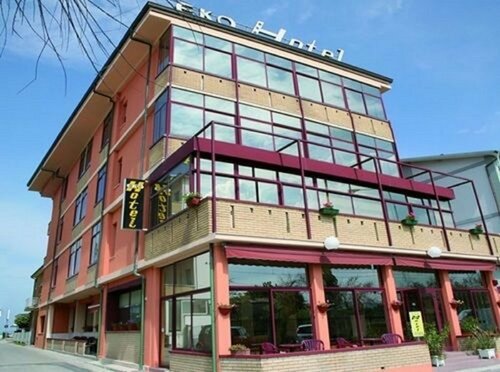 Hotel Eko, Забронировать Отель Отели Фано 3 звезды, 3*