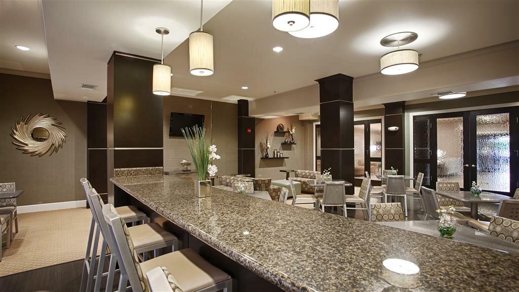 Best Western Plus Texarkana Inn and Suites