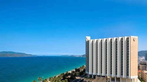 InterContinental Residences Nha Trang by IHG, Забронировать Отель Отели Нячанга с питанием, рядом с Торговый центр Nha Trang Centre, Пансион
