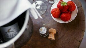 Hotel Castell d'Emporda, Varaa Hotelli Hotellit Fonteta uima-altaalla, Uima-allas