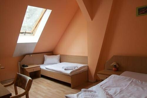 Hotel Aeroplan, Prenota Hotel Hotel economici a Lebus