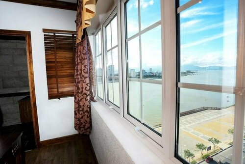 Seventeen Saloon Hotel, Забронировать Отель Отели Дананга муниципалитета с парковкой, Парковка