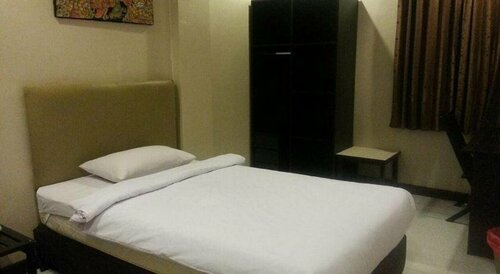 Karaton Luwuk, Book Hotel Billige hoteller i Sulawesi