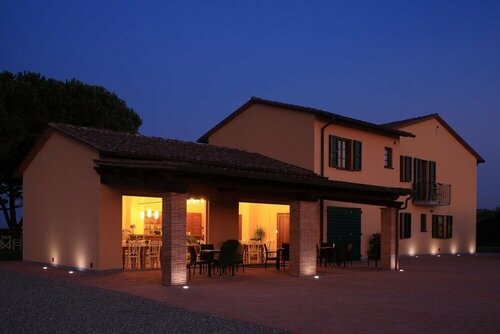 Agriturismo La Regina, Book Landbrugsophold Hoteller i Cascina med parkering, Parkering