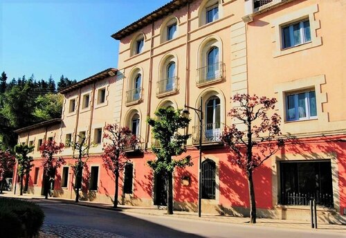 Hostal Montsoliu, Забронировать Отель Отели Арбусьес 3 звезды, 3*