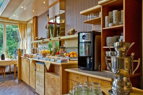 Landhotel Püster, Забронировать Отель Отели Варштайн с бассейном, Бассейн