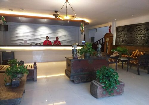 Narita Hotel Tulungagung, Prenota Hotel Hotel e alloggi a Tulungagung, Hotel
