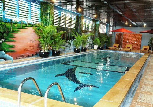 King Fy Hotel, Забронировать Отель Отели Баттамбанга с бассейном, рядом с Phare Ponleu Selpak, Бассейн