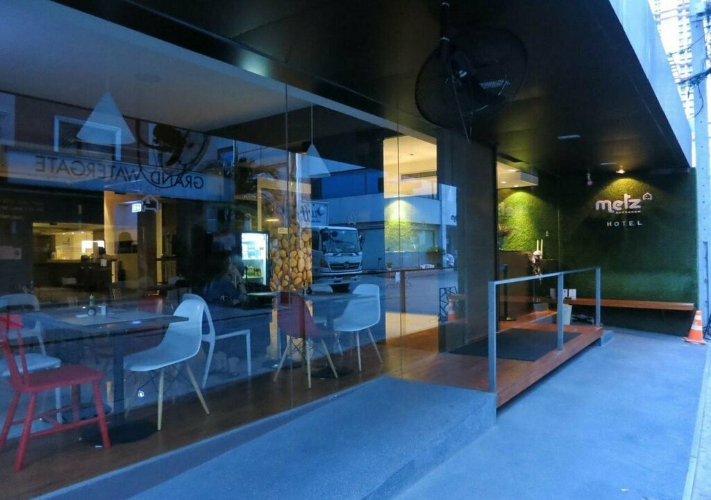 Metz Pratunam