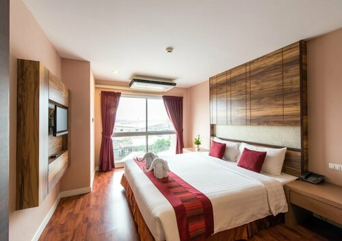 Eastiny Resort & Spa, Забронировать Курортный отель Бизнес-отели Паттайя, 4* 5*