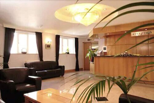 Parkside International Hotel, Забронировать Отель Рединг Беркшир