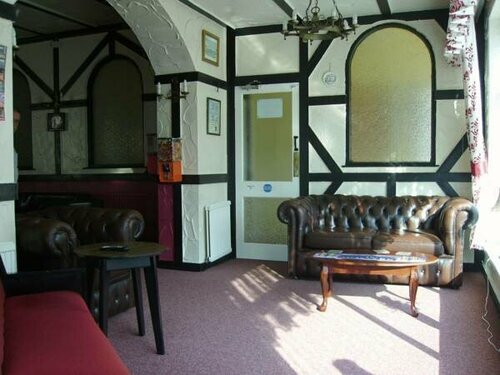 The Hawkes Hotel, Забронировать Отель Блэкпул Ланкашир, рядом с Стадион футбольного клуба «Блэкпул»