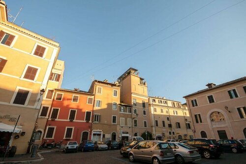 Guest House Trastevere, Rezervați Hotel Portuense Roma, aproape de Protestant Cemetery