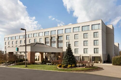Embassy Suites by Hilton Piscataway Somerset, Забронировать Отель Отели Нью-Джерси с парковкой, Парковка