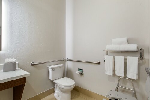 Holiday Inn Express Houston-Alvin, Book Hotel Hoteller i Houston med parkering, Parkering