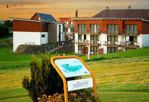 Golf & Resort Hotel Gut Heckenhof im Siegtal zwischen Bonn und Köln, Забронировать Отель Айторф Bergisches Land