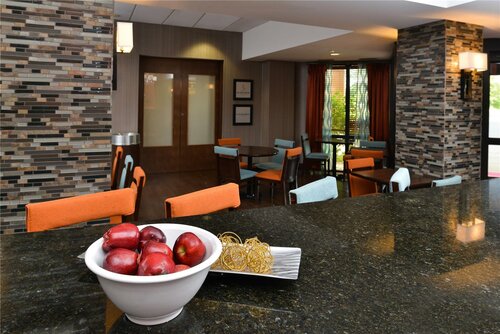 Hampton Inn Chicago-Carol Stream, Book Hotel Hoteller i Chicago med parkering, Parkering