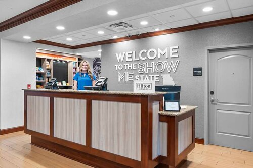 Hampton Inn & Suites St. Louis/South I-55, Book Hotel Cahokia Illinois
