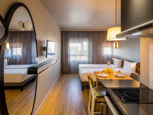 Aparthotel Adagio access Montpellier Centre, Забронировать Отель Отели Монпелье с парковкой, рядом с Торговый центр Polygone, Парковка