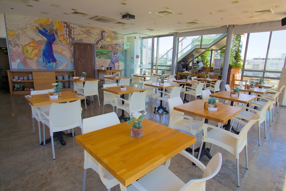 Hotel Poli Urban By AFI Hotels