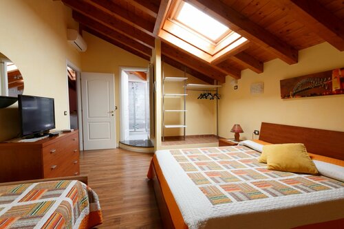 Il Gelsomino, Prenota Bed & breakfast Hotel a Ferno con parcheggio, Parcheggio