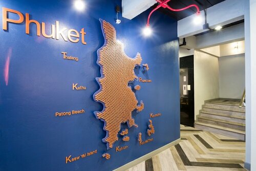 Alfresco Phuket Hotel, Забронировать Отель Отели Пхукета с бассейном, Бассейн