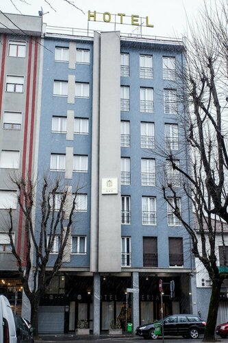 Hotel Esperia, Брондау Қонақ үй Rho Lombardy