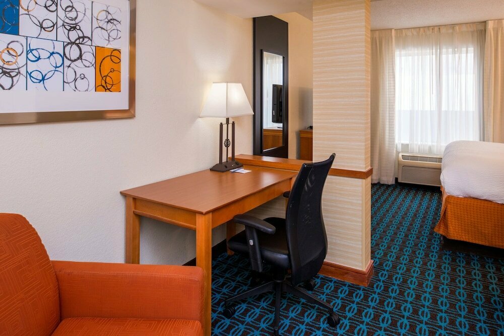 Fairfield Inn & Suites by Marriott Greensboro Wendover