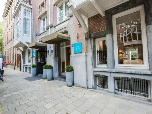 Hotel Jl № 76