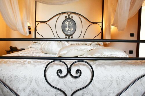 Grand Relais Laurenti, Réserver Hôtel Gualdo Cattaneo Ombrie