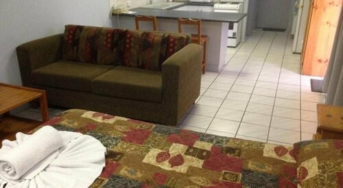 Palm Valley Motel and Self-contained Holiday Units, Prenota Motel Hotel a Queensland con parcheggio, Parcheggio