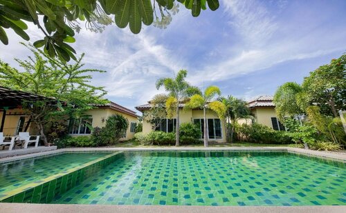 Paradee Resort Hua Hin, Rezervovat Lázně / Resort Hotely v Central Thailand s parkováním, Parkování