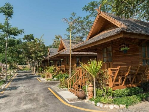 Doi Inthanon View Resort, Reservar Resort Hotéis em Ban Luang com estacionamento, Estacionamento