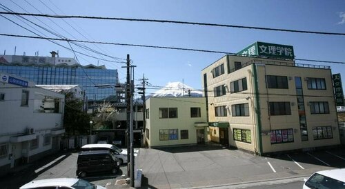 Fujiyama Base, Забронировать Гостевой дом Отели Mount Fuji с парковкой, Парковка