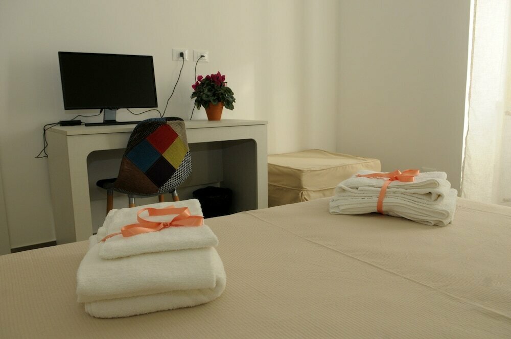 Della Torre Rooms