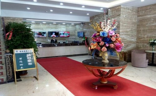 GreenTree Inn West Prefecture Golmud Pedestrian Street Business Hotel, Reservar Hotel Hotéis em Qinghai com estacionamento, Estacionamento