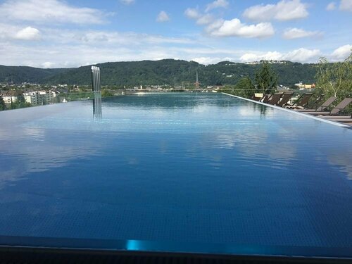 Hotel Villa Hügel, จอง โรงแรม เทรียร์ Trier-Saarburg