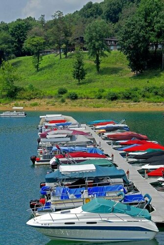 Tygart Lake State Park, Boek Hotel Sent-Pol 