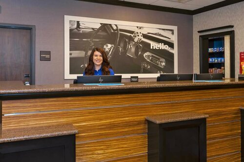 Hampton Inn and Suites Flint/Grand Blanc, Buchen Sie Hotel Grand Blanc Michigan