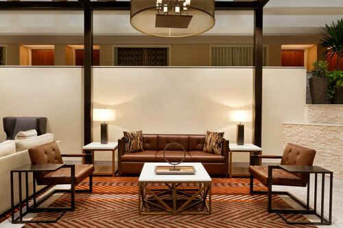 Embassy Suites by Hilton Austin Downtown South Congress, Забронировать Отель Отели Остина с бассейном, рядом с Wild About Music, Бассейн