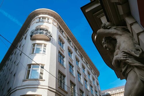 Radisson BLU Style Hotel, Vienna, Rezervați Hotel Hoteluri în Viena cu piscină, lângă Department Store Steffl, Piscină