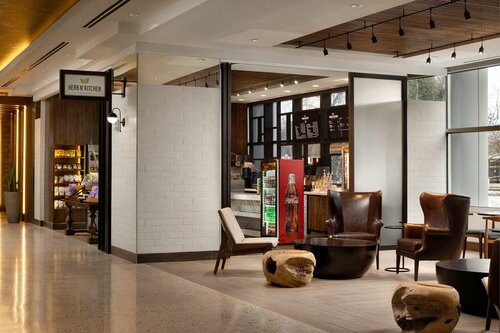 Hilton Atlanta Airport, Varaa Hotelli Atlanta Georgia