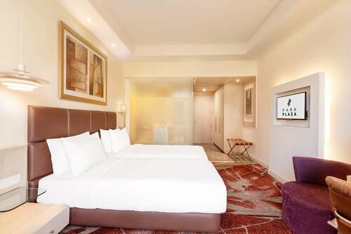 Park Plaza Faridabad, Забронировать Отель Отели штата Харьяны с бассейном, Бассейн