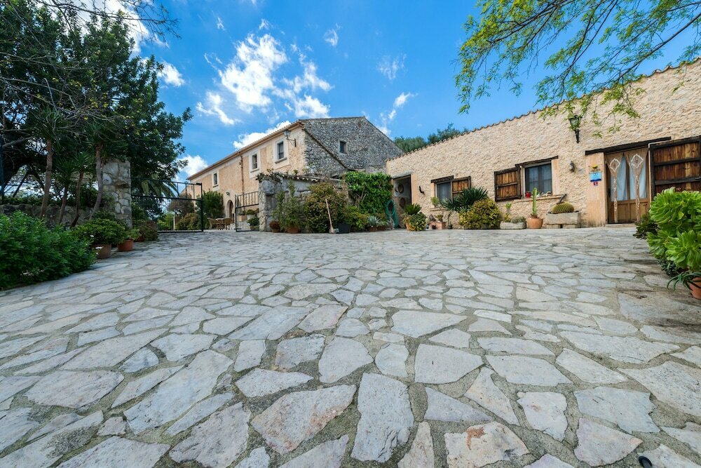 Can Guillo - Villa With Private Pool In Pollenca