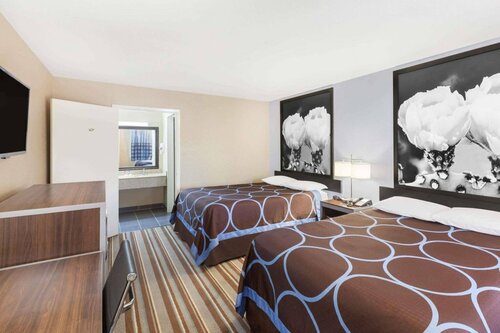 Super 8 by Wyndham Kingsville, Book Mini-hotel Hoteller i Houston med parkering, Parkering
