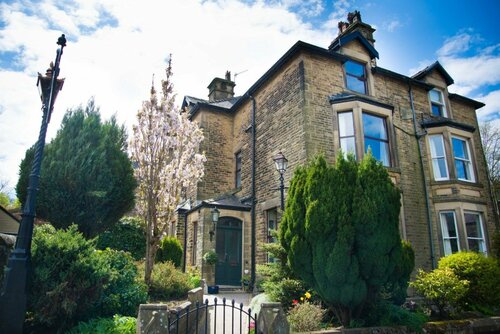 Compton Guest House, Book Pension SPA-hoteller i Buxton, SPA