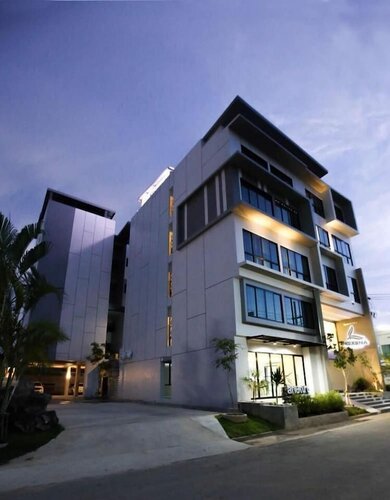 Luxsna Residence, Забронировать Отель Хатъяй Сонгкхла