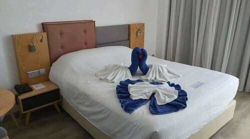Protaras Plaza Hotel, Забронировать Отель Отели Протарас с завтраком, рядом с Пляж Санрайз, Завтраки