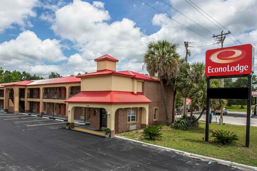 Travelodge by Wyndham Walterboro, Забронировать Отель Отели Южной Каролины с парковкой, Парковка