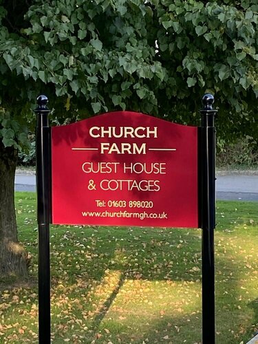 Church Farm, Rezervați Sejur la fermă Cazare la fermă în Merseyside, Sejur la fermă
